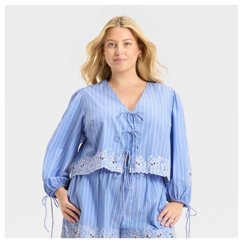 Future Collective Blouse Womens Medium Blue Striped NWT Eyelet Tie Front Top